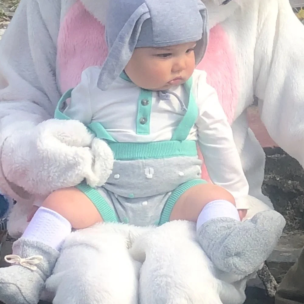 Cat & Jack Mint and Gray 🐰🐰 infant romper 6-9 months